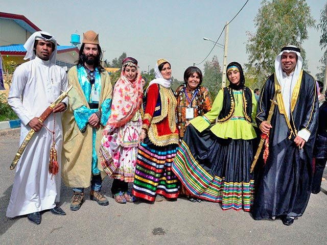إنطلاق المهرجان الثقافي والفني للأقوام الايرانية في جنوب البلاد إنطلاق المهرجان الثقافي والفني للأقوام الايرانية في جنوب البلاد