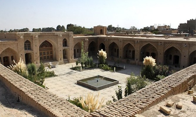 مرمت كاروانسراي حاج كمال رباط كريم به اتمام رسيد