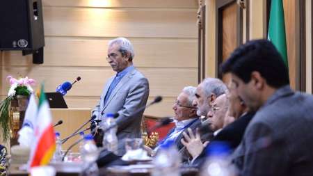 رئيس اتاق ايران: دولت و بخش خصوصي بر بهره وري منابع آب تمركز كنند