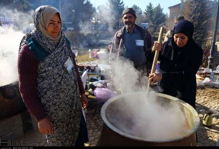 جشنواره آيين سمنوپزان درق خراسان شمالي آغاز شد