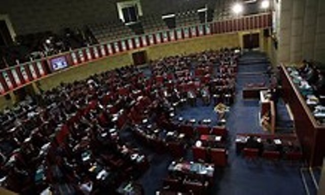 150 نفر به نهمين مجلس دانش آموزي كشور راه مي يابند 150 نفر به نهمين مجلس دانش آموزي كشور راه مي يابند