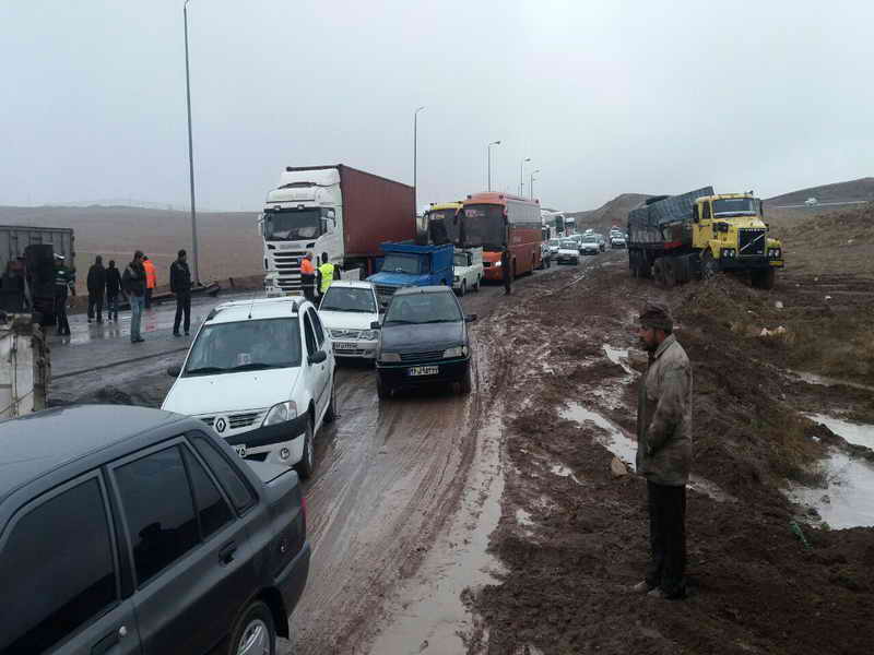 3 حادثه خودرویی در محورهای تربت حیدریه 7 مصدوم بر جای گذاشت