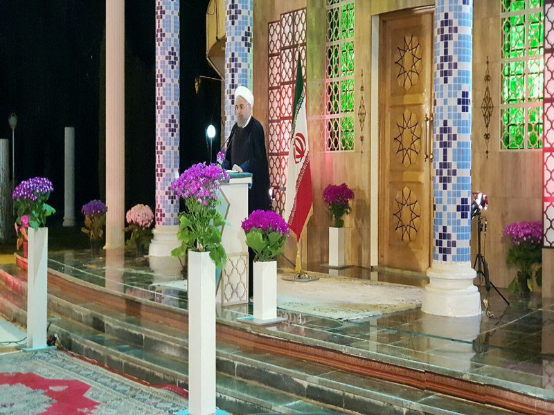 رئيس جمهوري: به وعده هاي خود متعهد هستم/ با همه توان به رونق توليد بپردازيم رئيس جمهوري: به وعده هاي خود متعهد هستم/ با همه توان به رونق توليد بپردازيم