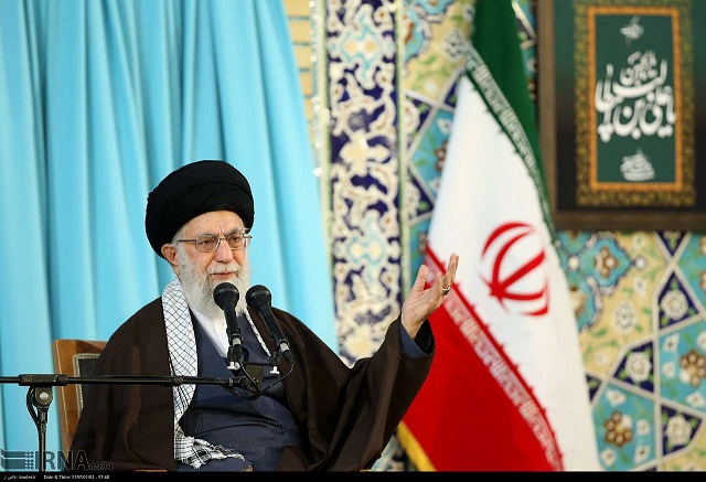 Die wichtigsten Punkte in der Rede von Ayatollah Khamenei in Mashhad Die wichtigsten Punkte in der Rede von Ayatollah Khamenei in Mashhad