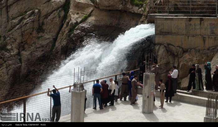 روزهای خوش گردشگران نوروزی در روستای زیبای «هجیج»+فیلم