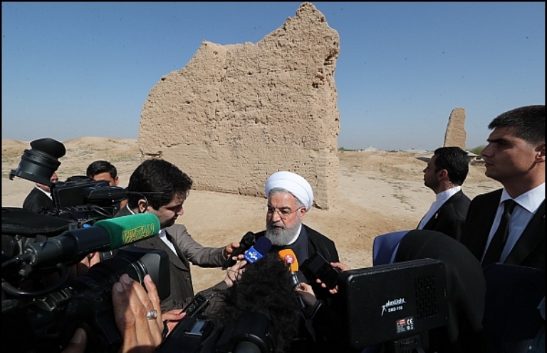 Die Anwesenheit von Imam Reza (AS) in Merw hat es zu einer heiligen, historischen Stadt für Iraner gemacht Die Anwesenheit von Imam Reza (AS) in Merw hat es zu einer heiligen, historischen Stadt für Iraner gemacht