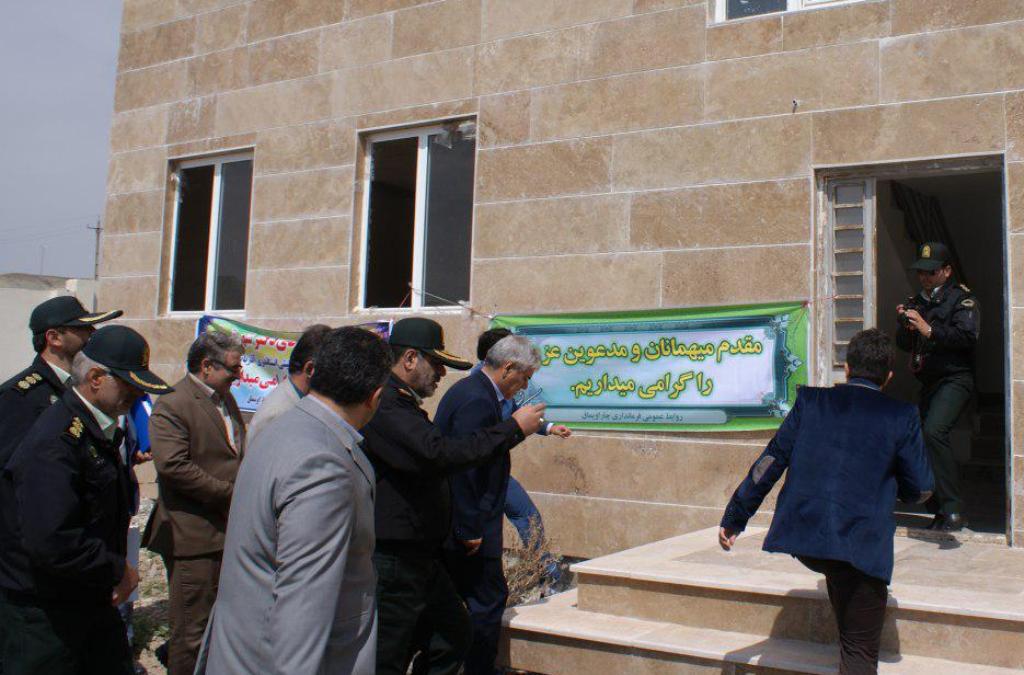 مبارزه با قاچاق حمایت از كالای ایرانی است مبارزه با قاچاق حمایت از كالای ایرانی است