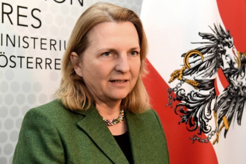 La ministre autrichienne des Affaires étrangères appelle les autorités à faire avancer les pourparlers de paix en Syrie La ministre autrichienne des Affaires étrangères appelle les autorités à faire avancer les pourparlers de paix en Syrie
