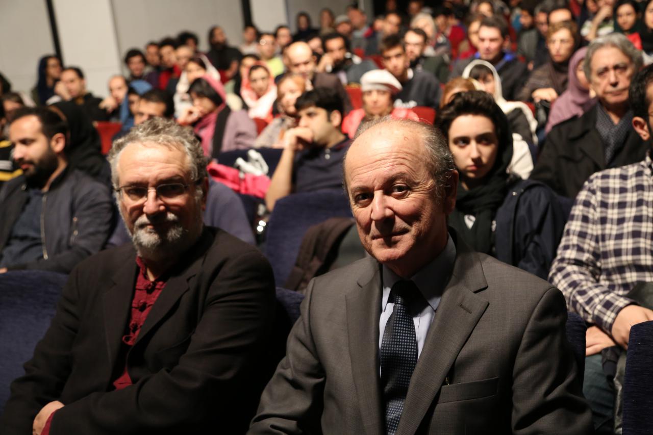 Téhéran-Paris: L'ambassadeur français insiste sur le renforcement des échanges culturels Téhéran-Paris: L'ambassadeur français insiste sur le renforcement des échanges culturels