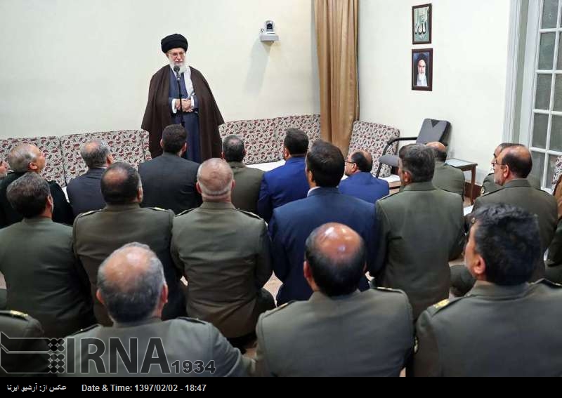 Ayetullah Hamenei, ordunun gücünün arttırılmasına vurgu yaptı Ayetullah Hamenei, ordunun gücünün arttırılmasına vurgu yaptı