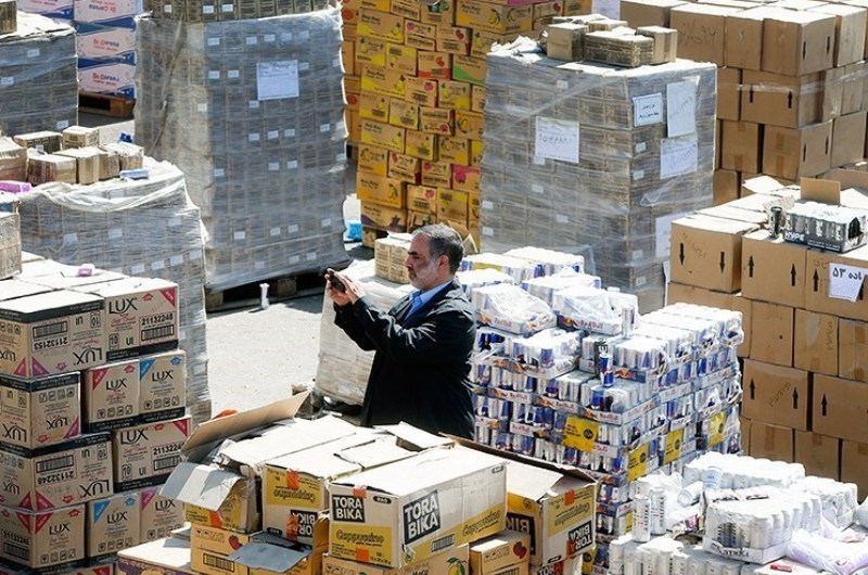 انبارهای غیراستاندارد، كالای قاچاق مكشوفه را از بین می برد انبارهای غیراستاندارد، كالای قاچاق مكشوفه را از بین می برد