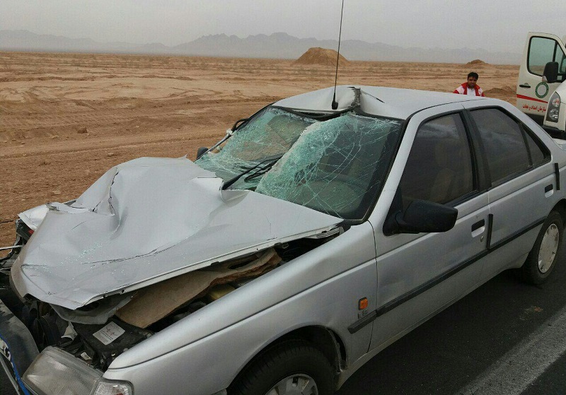 تصادف رانندگي در روانسر 10 مصدوم بر جا گذاشت