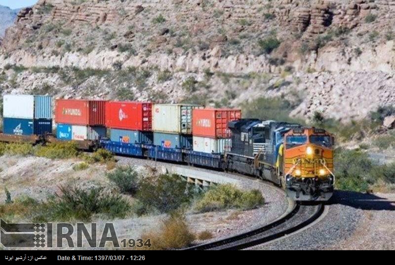 ٹرین کے ذریعے ایران سے پاکستان کو برآمدات میں 55 فیصد کا اضافہ ٹرین کے ذریعے ایران سے پاکستان کو برآمدات میں 55 فیصد کا اضافہ