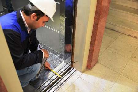 آسانسورهای غیراستاندار مشمول بیمه خسارت نمی شوند