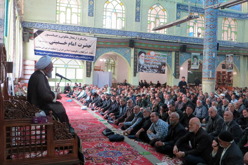 امام راحل با الهام از امام علي (ع) در برابر قدرت ها ايستاد