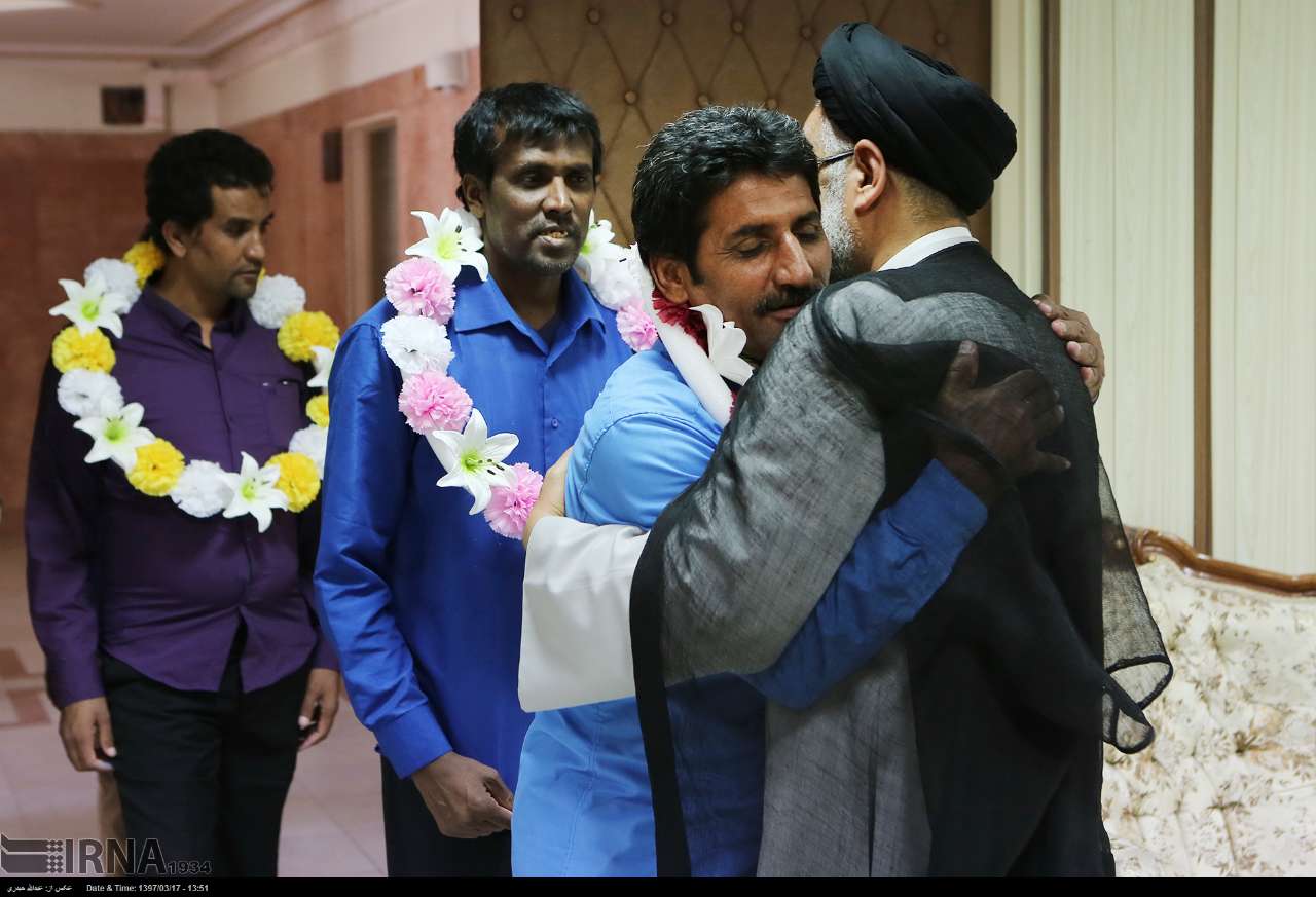 4 ملوان ایرانی از دست دزدان دریایی سومالی آزاد شدند