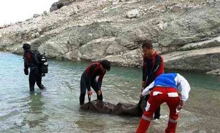 جسد جوان غرق شده در رودخانه صلوات آباد بيجار پيدا شد