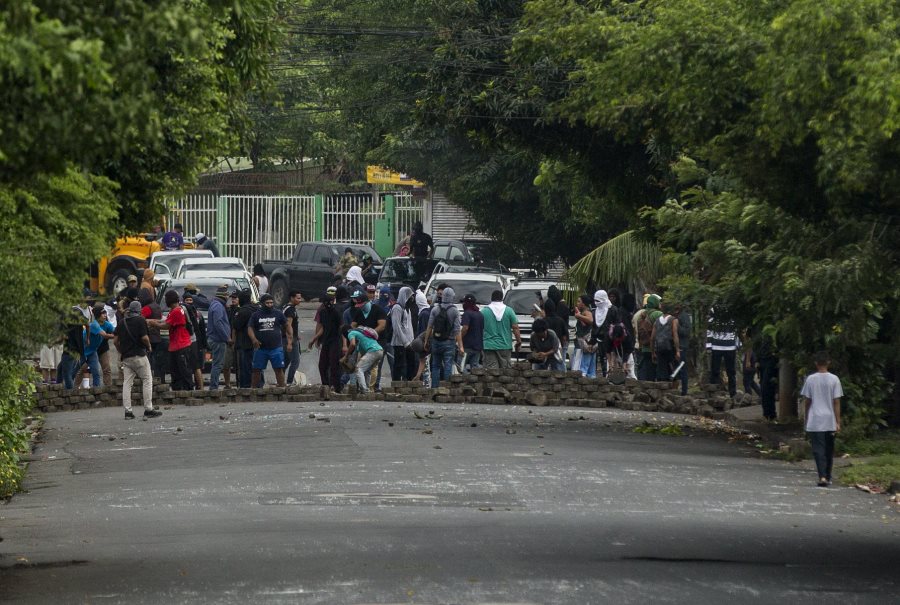 درگیری مخالفان با پلیس در نیكاراگوئه 8 كشته برجا گذاشت