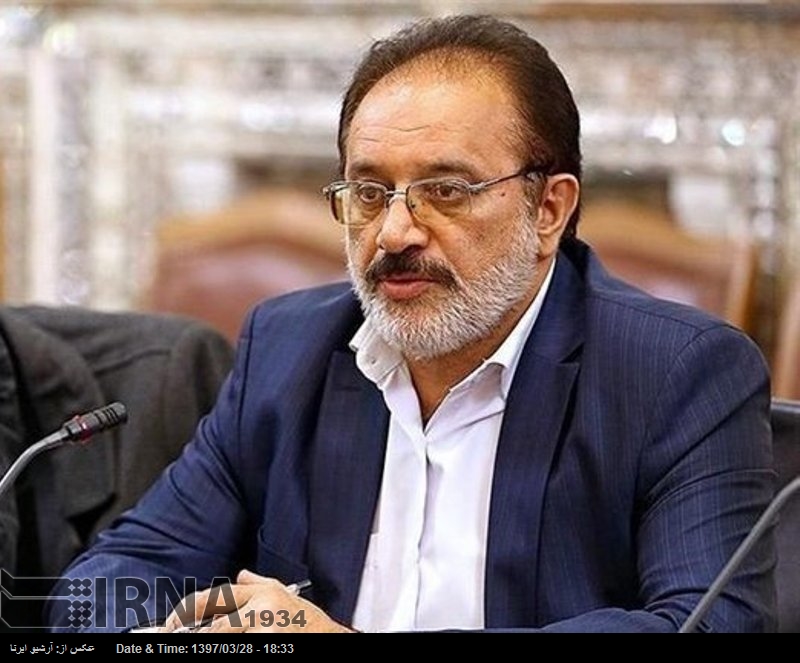 امریکہ سے مذاکرات کی تجویز دینے والے ملک میں خلفشار چاہتے ہیں: رکن ایرانی مجلس امریکہ سے مذاکرات کی تجویز دینے والے ملک میں خلفشار چاہتے ہیں: رکن ایرانی مجلس