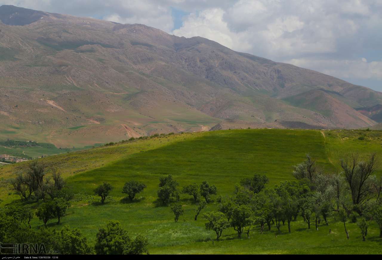 روز طبیعت در برخی مناطق چهارمحال و بختیاری هوا سرد است