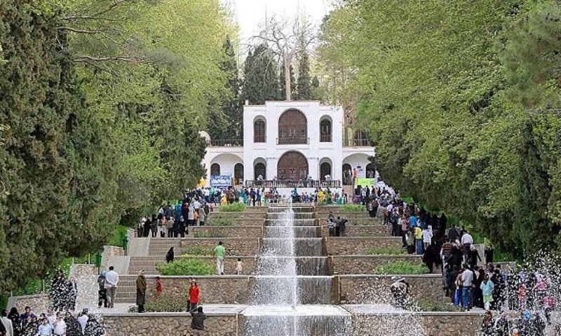 ماهان، شهري نمونه براي گردشگري