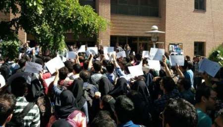 مطالبات دانشجویی؛ از حق پرسشگری تا چارچوب های قانونی