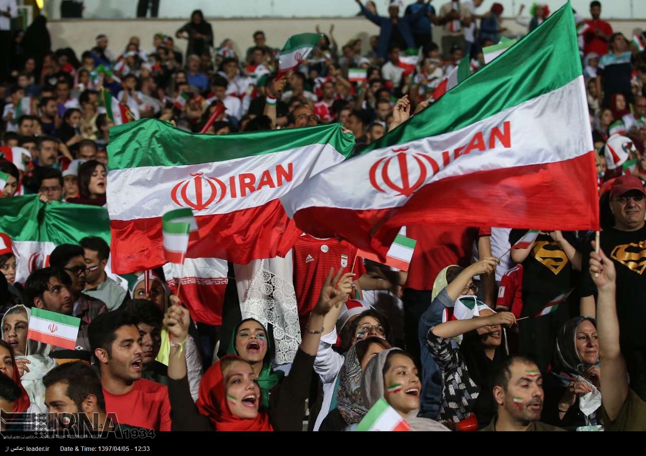 Las mujeres iraníes expresan también su apoyo a la selección iraní Las mujeres iraníes expresan también su apoyo a la selección iraní