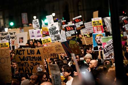 لندني ها با تظاهرات و اعتصاب از ترامپ استقبال مي كنند