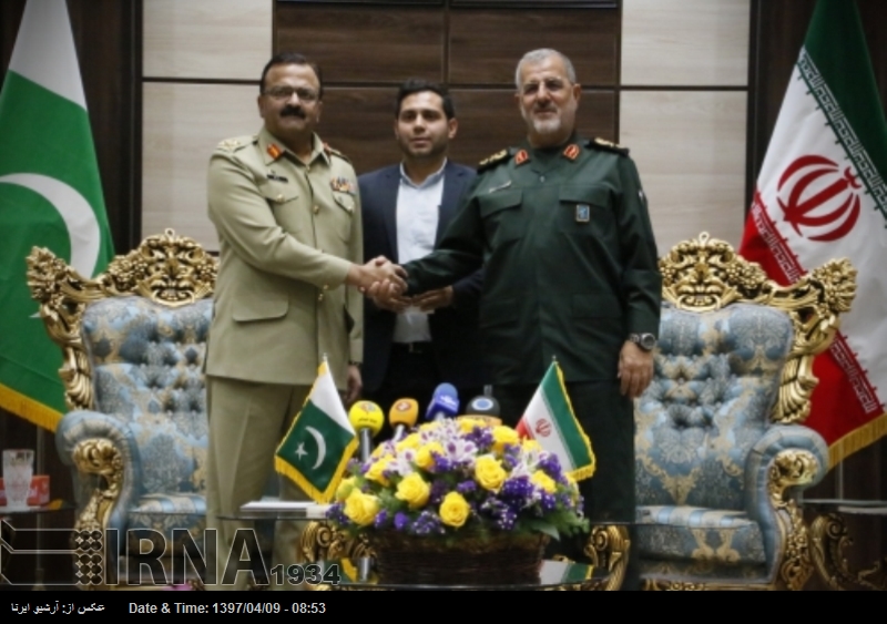 پاکستانی چیف آف جنرل اسٹاف کا دورہ ایران، عسکری اور سیکورٹی تعاون پر گفتگو پاکستانی چیف آف جنرل اسٹاف کا دورہ ایران، عسکری اور سیکورٹی تعاون پر گفتگو