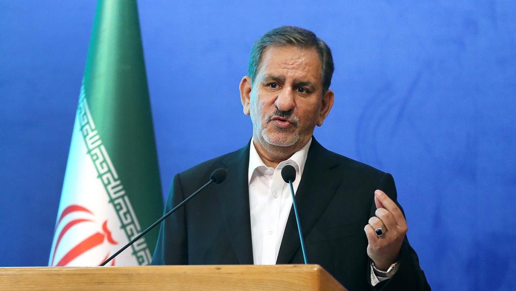بخش خصوصی می تواند نفت را از بورس خریداری و صادر كند بخش خصوصی می تواند نفت را از بورس خریداری و صادر كند