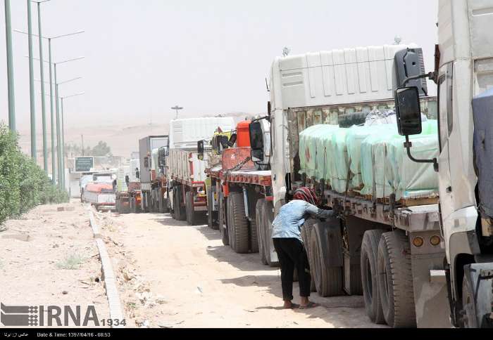 صادرات ۵۱۲ هزار تن کالای استان‌های دیگر از مرزهای خوزستان انجام شد