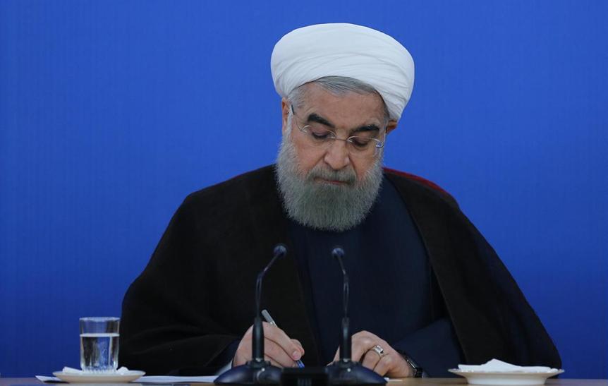 روحانی برای مبارزه با فساد، دست به تیغ جراحی برد روحانی برای مبارزه با فساد، دست به تیغ جراحی برد