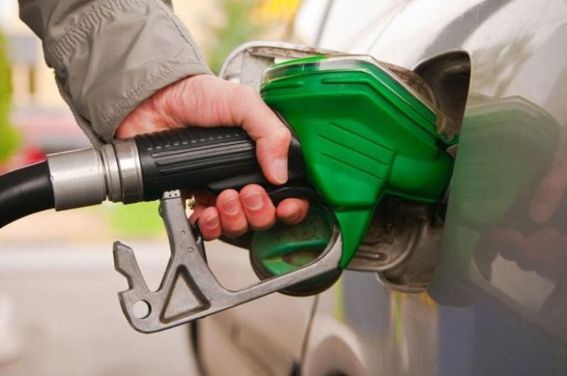 تولید بنزین سوپر در پالایشگاه های كشور محدود شد