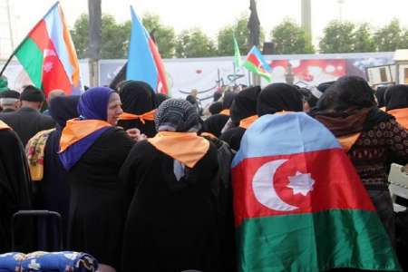 200 تبعه خارجي از مرز آستارا به مشهد عزيمت كردند 200 تبعه خارجي از مرز آستارا به مشهد عزيمت كردند