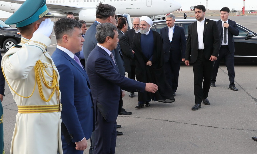 دكتر روحانی قزاقستان را به مقصد تهران ترك كرد