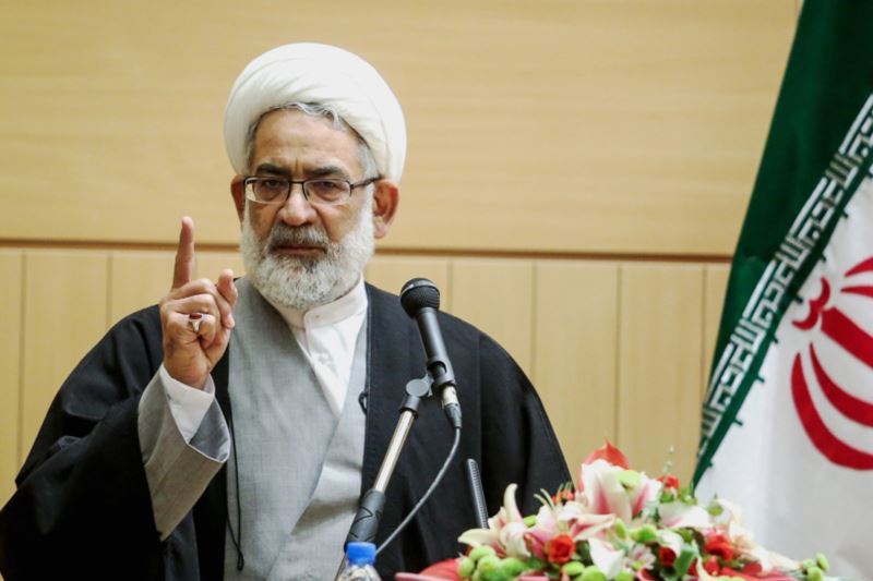 فضای مجازی را از عناصر فاسد پاك كنید فضای مجازی را از عناصر فاسد پاك كنید