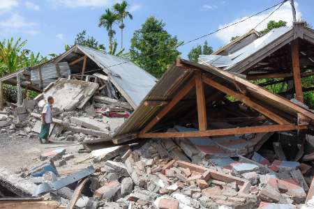 500 تن در زلزله های اندونزی كشته شدند