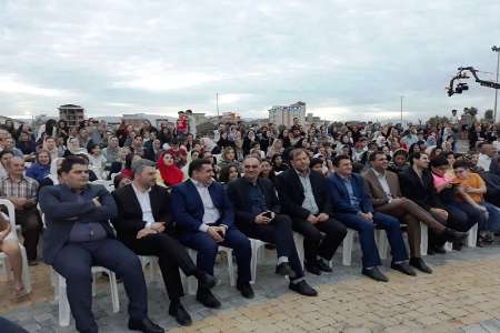 جشنواره شادمانه ساحل پاك در آستارا برگزار شد جشنواره شادمانه ساحل پاك در آستارا برگزار شد