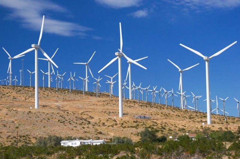 Energie renouvelable: le plus grand parc éolien d'Iran a été inauguré