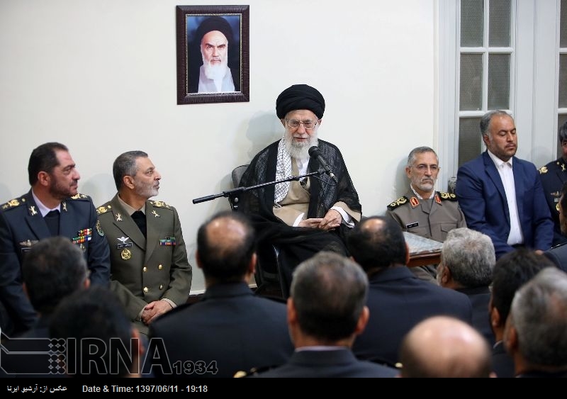 Ayetullah Hamenei: Hava Savunma Karagahı düşman ile mücadelenin ön safındadır Ayetullah Hamenei: Hava Savunma Karagahı düşman ile mücadelenin ön safındadır