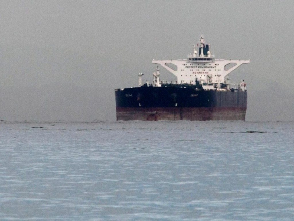 India allows state refiners to use Iran tankers, insurance for oil imports India allows state refiners to use Iran tankers, insurance for oil imports