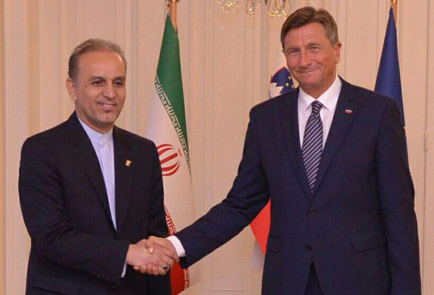 السفير الإيراني يقدم اوراق اعتماده للرئيس السلوفيني السفير الإيراني يقدم اوراق اعتماده للرئيس السلوفيني