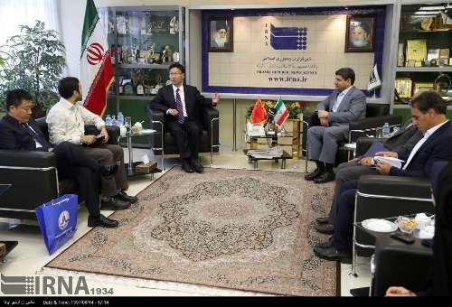 Los participantes extranjeros de la OANA visitan IRNA