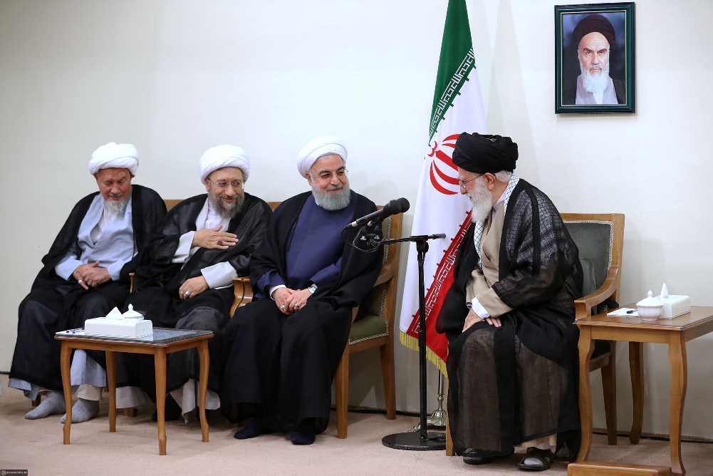 دعوا و ایجاد تشكیلات موازی با دولت، اصلاح كار نیست دعوا و ایجاد تشكیلات موازی با دولت، اصلاح كار نیست