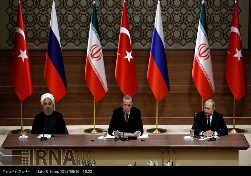 İran, Türkiye, Rusya Liderler Zirvesi Tahran’da başladı İran, Türkiye, Rusya Liderler Zirvesi Tahran’da başladı