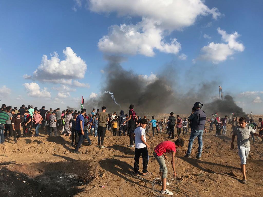 عشرات المصابين في جمعة 'عائدون رغم أنفك يا ترامب' عشرات المصابين في جمعة 'عائدون رغم أنفك يا ترامب'
