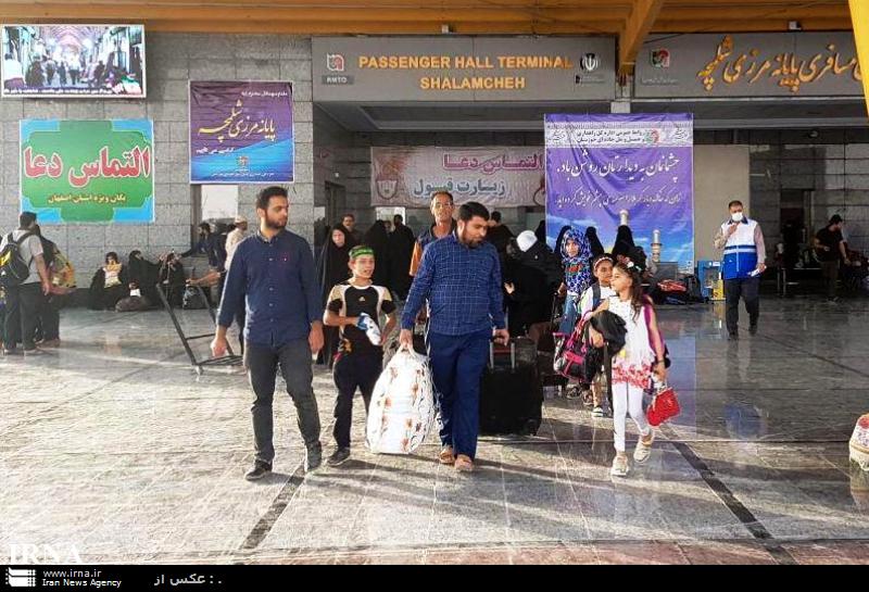 استمرار عبور المسافرین الاجانب من منفذ شلمجه مع العراق استمرار عبور المسافرین الاجانب من منفذ شلمجه مع العراق