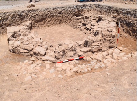 Octagonal structure made of layered stones discovered in NE Iran Octagonal structure made of layered stones discovered in NE Iran