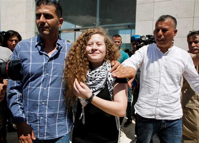الكيان الصهيوني يمنع أبناء عائلة عهد التميمي من مغادرةفلسطين الكيان الصهيوني يمنع أبناء عائلة عهد التميمي من مغادرةفلسطين
