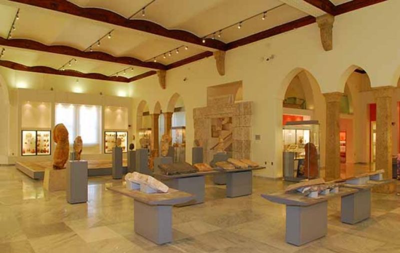 Lebanese curator lauds Iran-Lebanon ties Lebanese curator lauds Iran-Lebanon ties